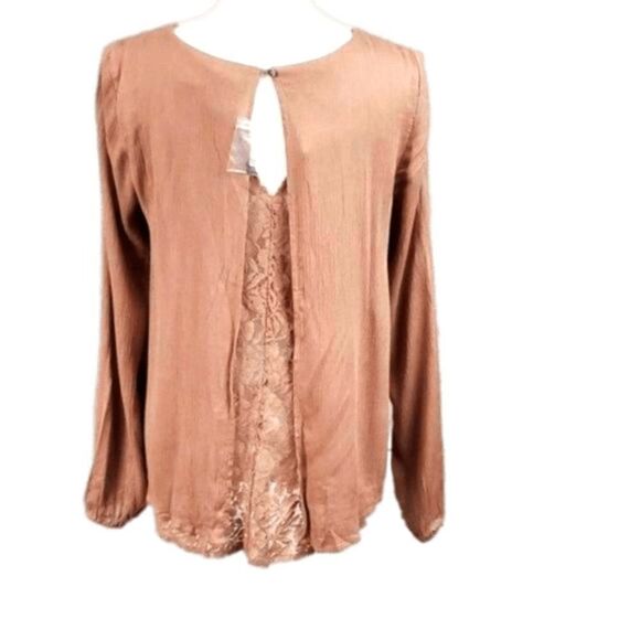 Onetheland, Mauve Peek a Boo Back Top, Medium - Picture 3 of 10